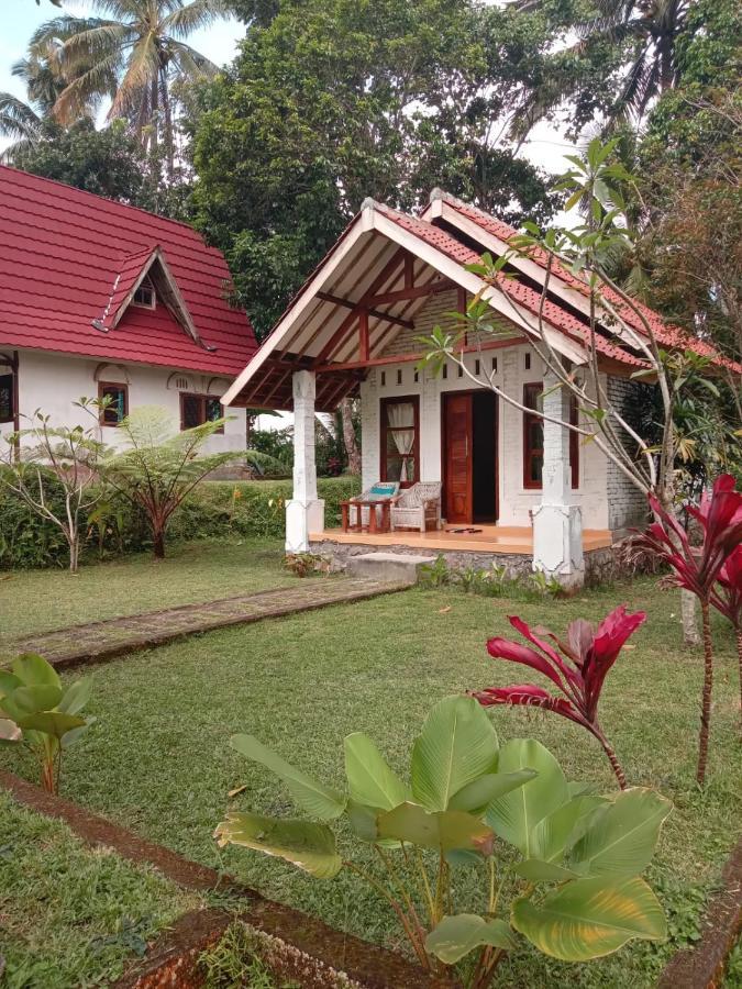 Hakiki Inn Bungalows Tetebatu Ngoại thất bức ảnh
