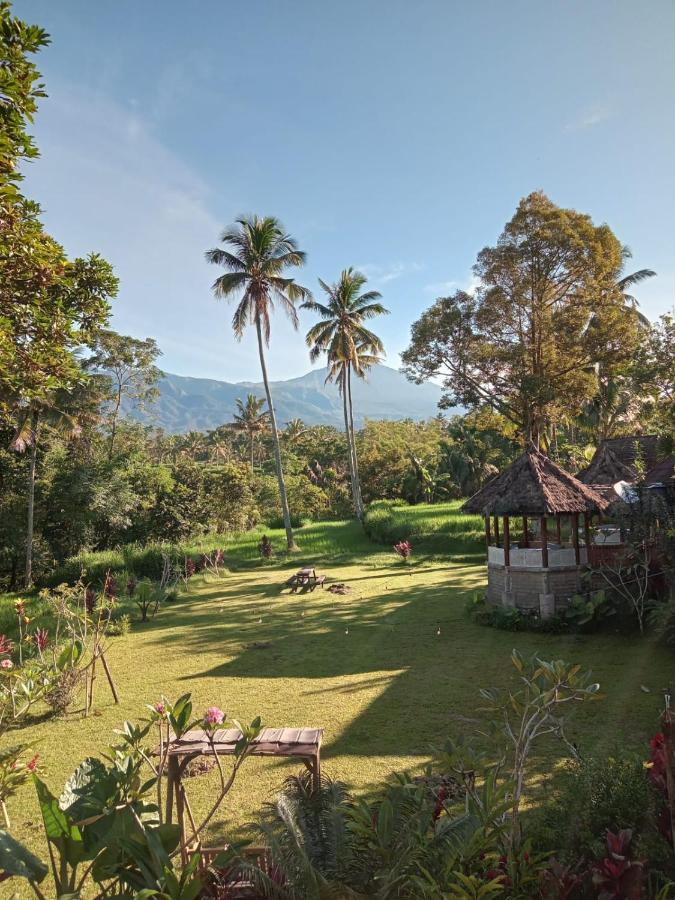 Hakiki Inn Bungalows Tetebatu Ngoại thất bức ảnh